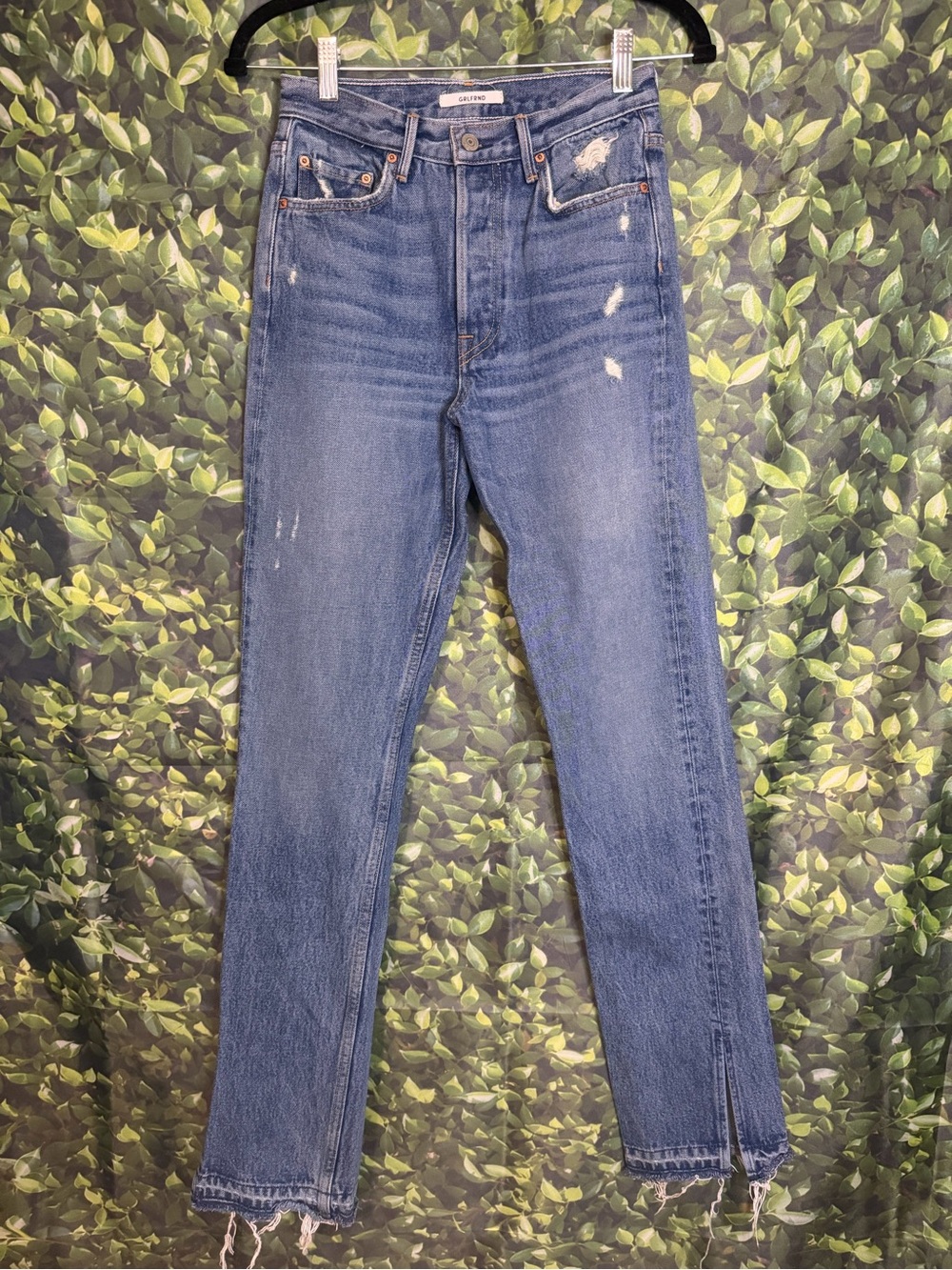 Women’s Straight-Leg Distressed Blue Jeans